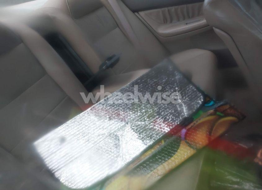 Photo 8 of 1997 Honda Accord SE (VIN 1HGCD5607VA102484)