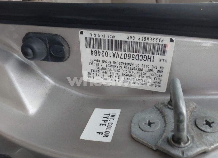 Photo 9 of 1997 Honda Accord SE (VIN 1HGCD5607VA102484)