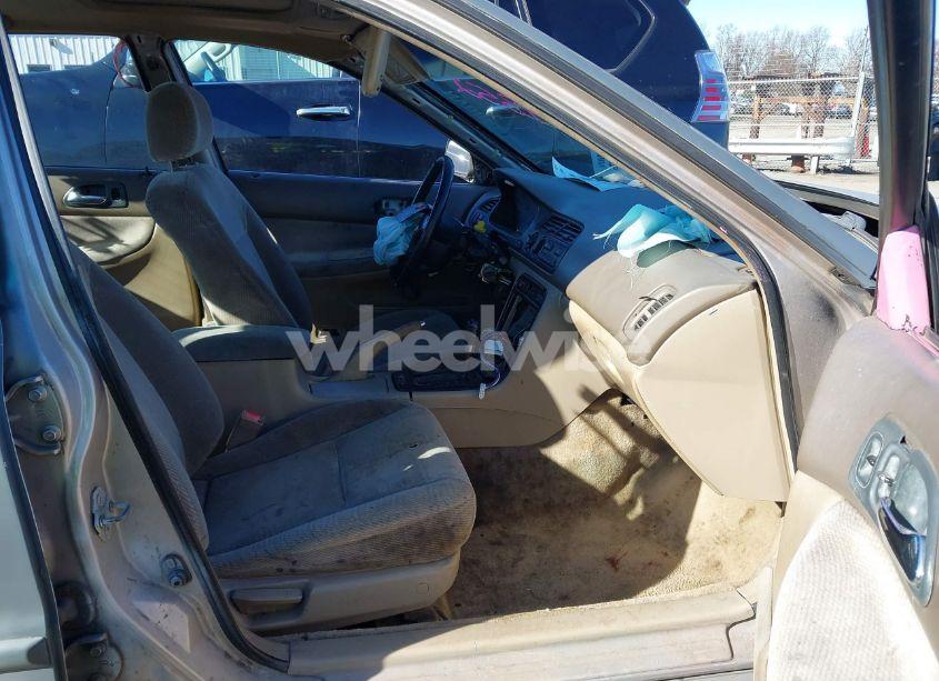 Photo 5 of 1997 Honda Accord SE (VIN 1HGCD5608VA154352)