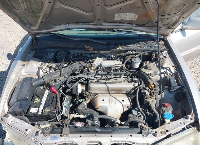 Photo 10 of 1997 Honda Accord SE (VIN 1HGCD560XVA125029)