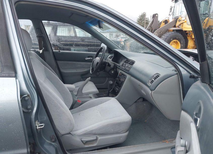 Photo 5 of 1994 Honda Accord DX (VIN 1HGCD5623RA173172)