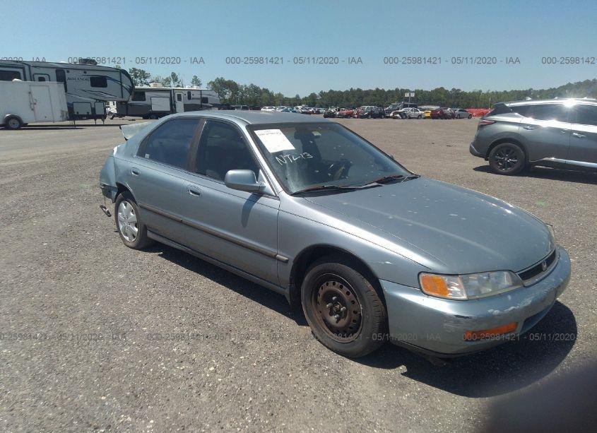 1996 Honda Accord LX/EX (VIN 1HGCD5630TA115276) main photo