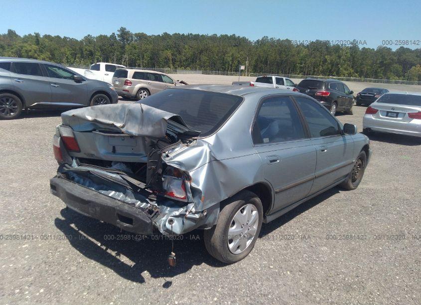 Photo 6 of 1996 Honda Accord LX/EX (VIN 1HGCD5630TA115276)
