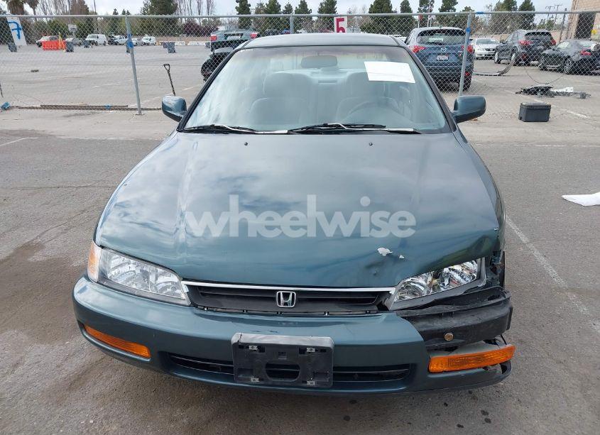 Photo 12 of 1996 Honda Accord LX/EX (VIN 1HGCD5630TA197512)