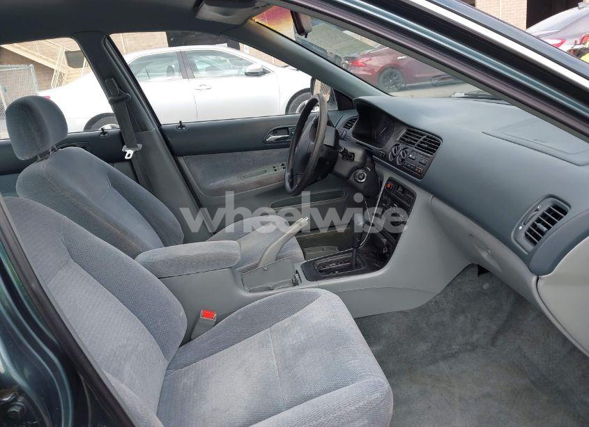 Photo 5 of 1996 Honda Accord LX/EX (VIN 1HGCD5630TA197512)