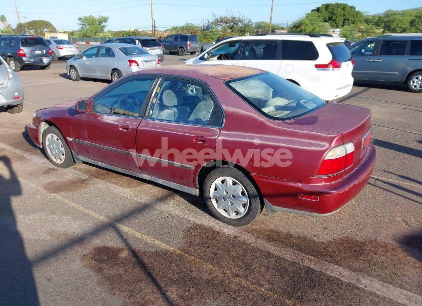 Photo 3 of 1997 Honda Accord LX (VIN 1HGCD5630VA117449)