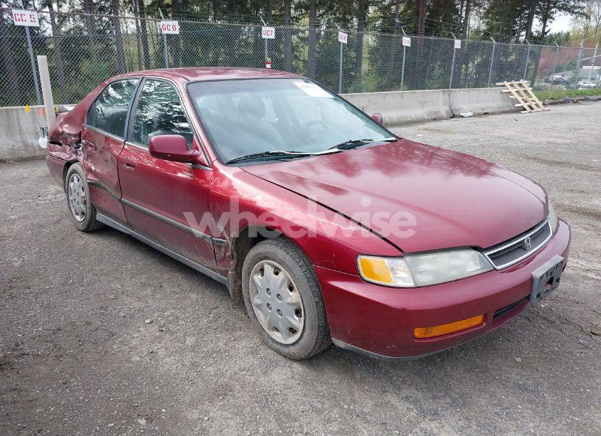 1997 Honda Accord LX (VIN 1HGCD5632VA217617) main photo