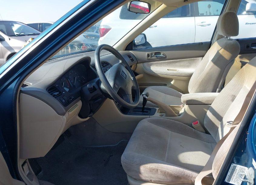 Photo 5 of 1994 Honda Accord LX/EX (VIN 1HGCD5633RA094870)