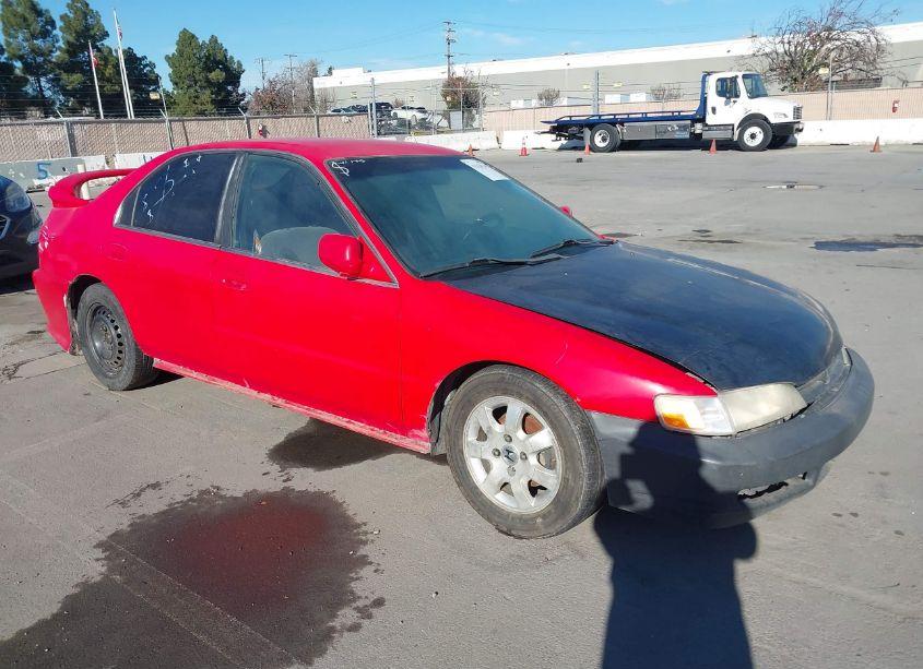 1996 Honda Accord LX/EX (VIN 1HGCD5633TA079339) main photo