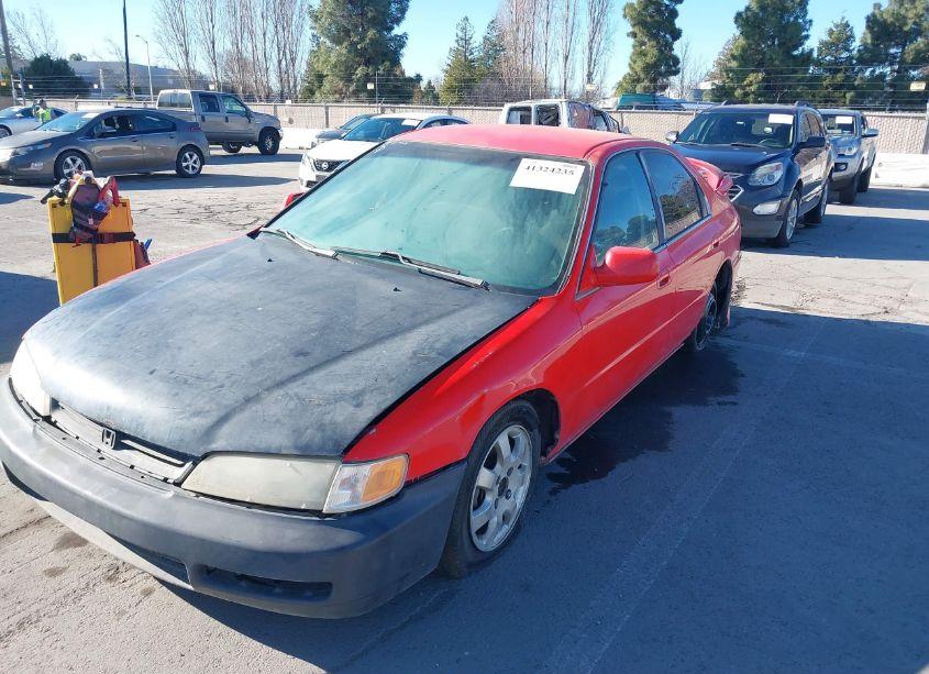 Photo 6 of 1996 Honda Accord LX/EX (VIN 1HGCD5633TA079339)