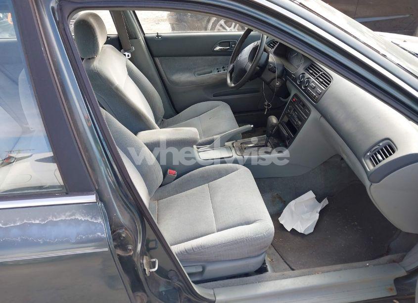 Photo 5 of 1997 Honda Accord LX (VIN 1HGCD5633VA269578)