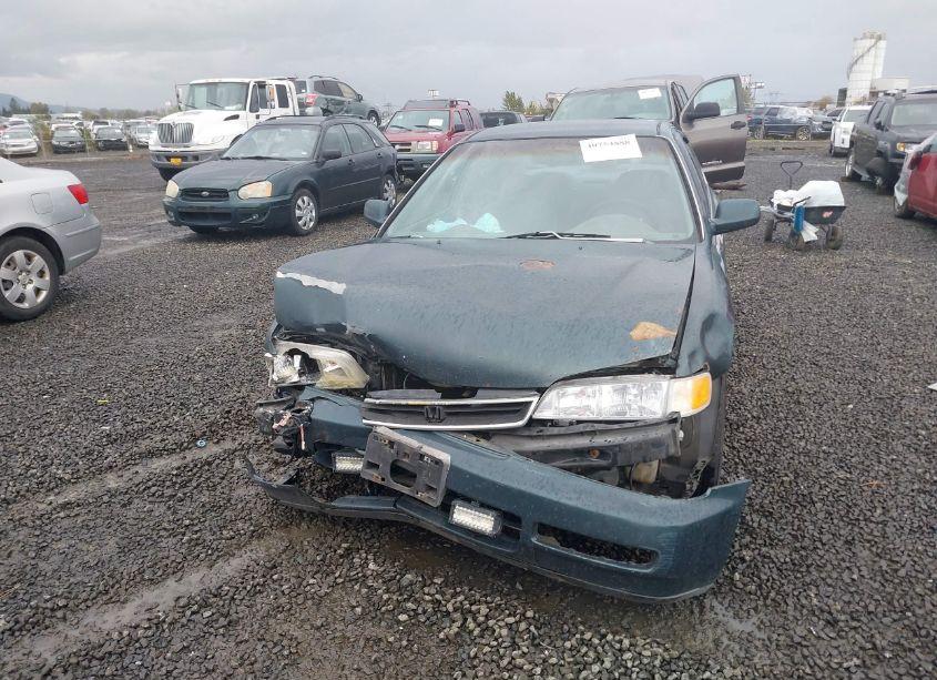 Photo 12 of 1997 Honda Accord LX (VIN 1HGCD5636VA120100)