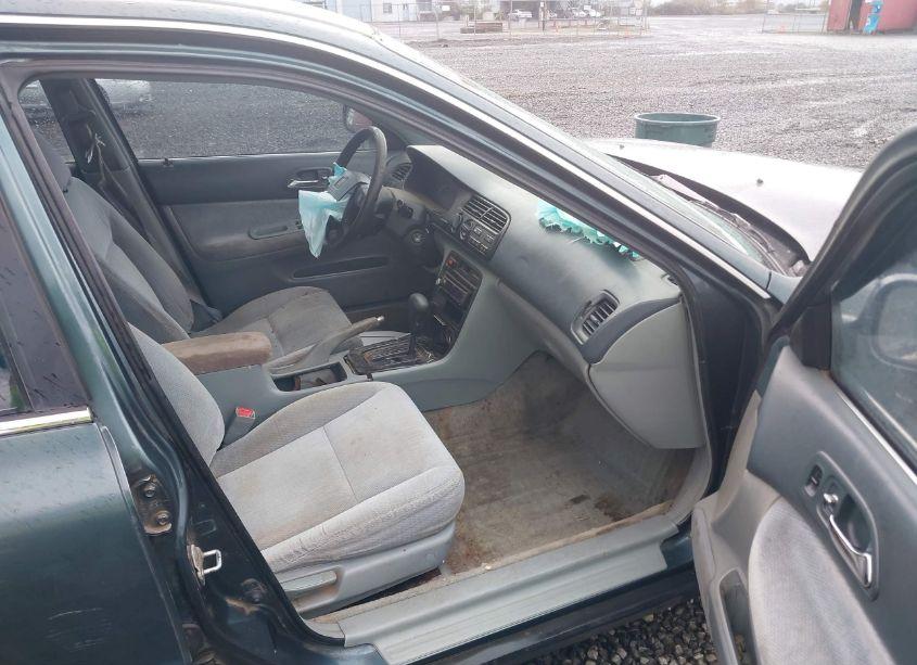 Photo 5 of 1997 Honda Accord LX (VIN 1HGCD5636VA120100)