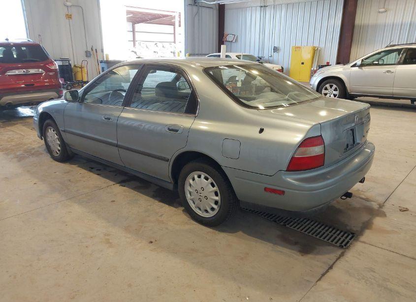 Photo 3 of 1995 Honda Accord LX/EX (VIN 1HGCD5637SA127469)