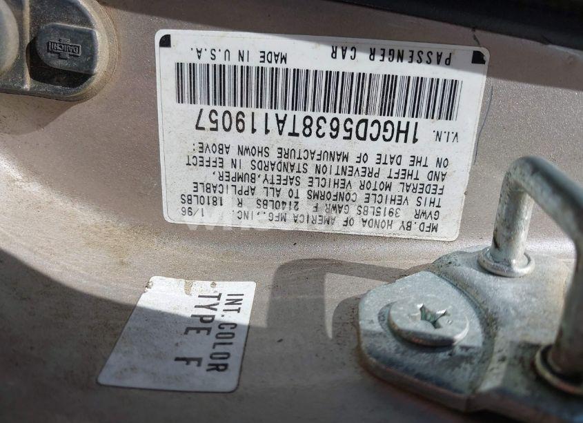 Photo 9 of 1996 Honda Accord LX/EX (VIN 1HGCD5638TA119057)