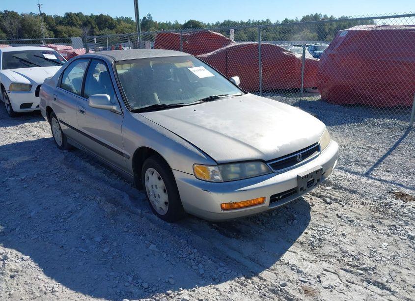 1996 Honda Accord LX/EX (VIN 1HGCD5638TA120189) main photo