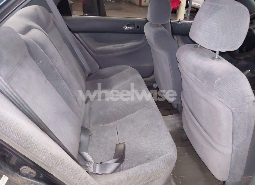 Photo 8 of 1996 Honda Accord LX/EX (VIN 1HGCD5639TA189876)