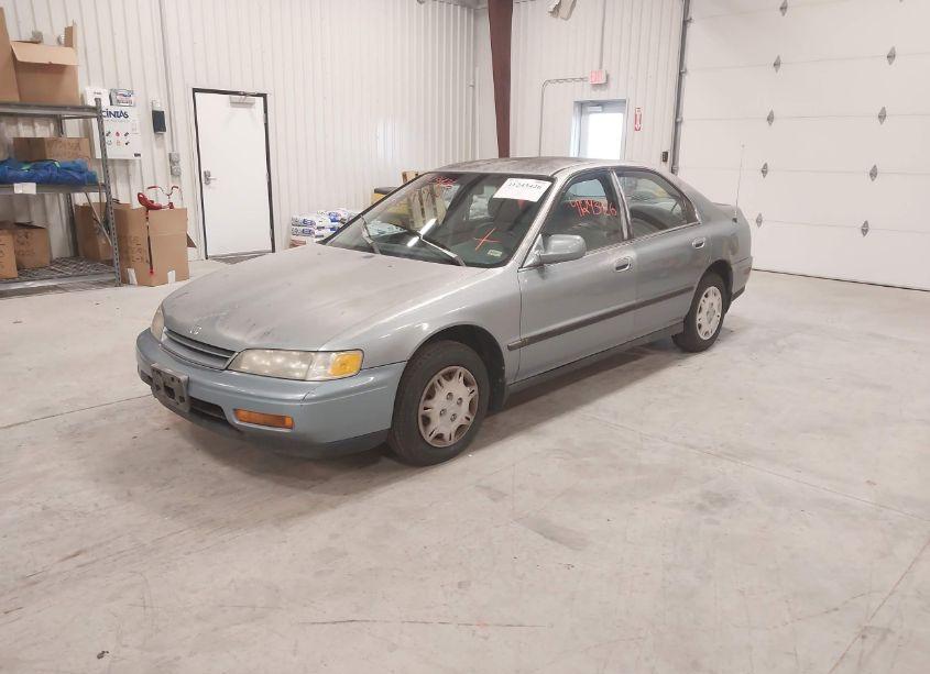 Photo 2 of 1995 Honda Accord LX/EX (VIN 1HGCD563XSA163253)