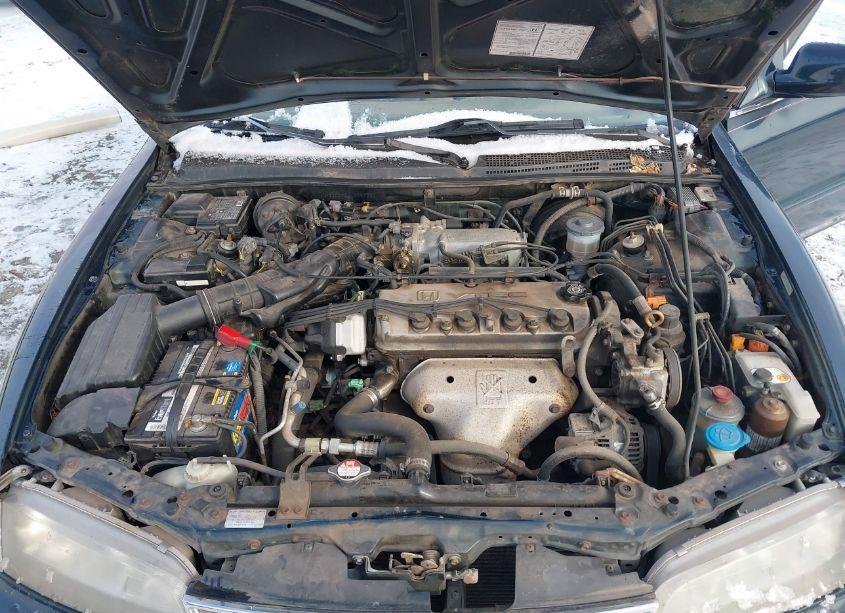 Photo 10 of 1997 Honda Accord EX (VIN 1HGCD5650VA086561)
