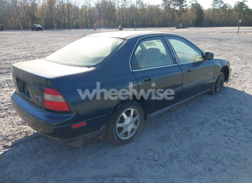 Photo 4 of 1995 Honda Accord EX (VIN 1HGCD5653SA117233)