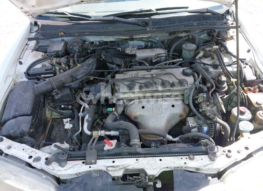 Photo 10 of 1997 Honda Accord EX (VIN 1HGCD5653VA201234)