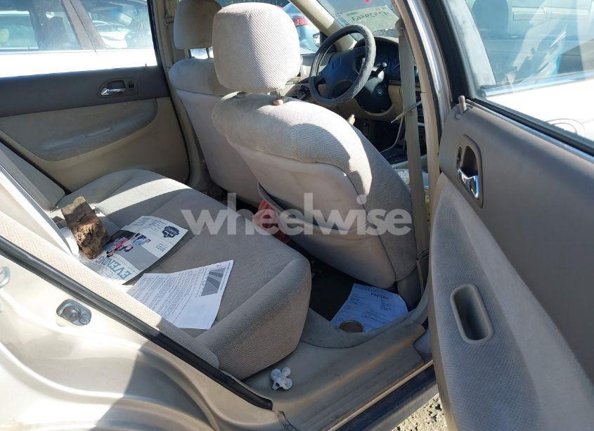 Photo 8 of 1995 Honda Accord EX (VIN 1HGCD5656SA135886)