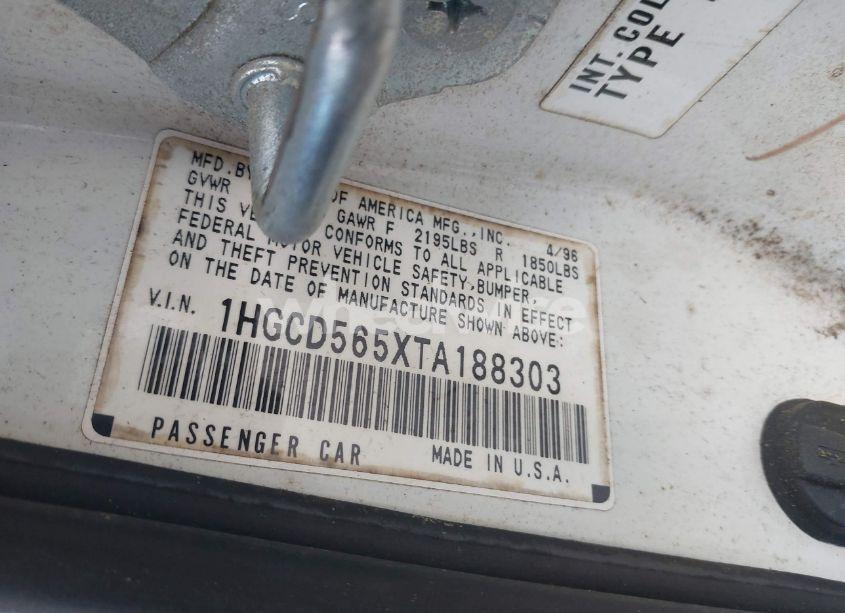 Photo 9 of 1996 Honda Accord EX/EX-R (VIN 1HGCD565XTA188303)