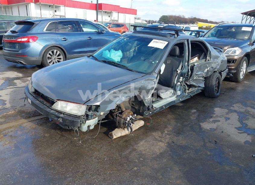 Photo 2 of 1997 Honda Accord EX (VIN 1HGCD565XVA049579)