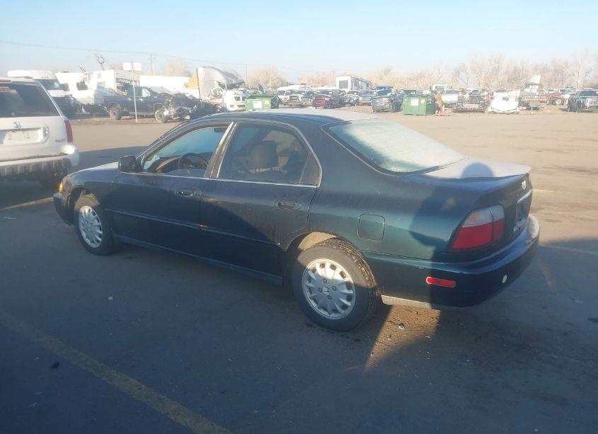 Photo 3 of 1996 Honda Accord EX (VIN 1HGCD5666TA176707)