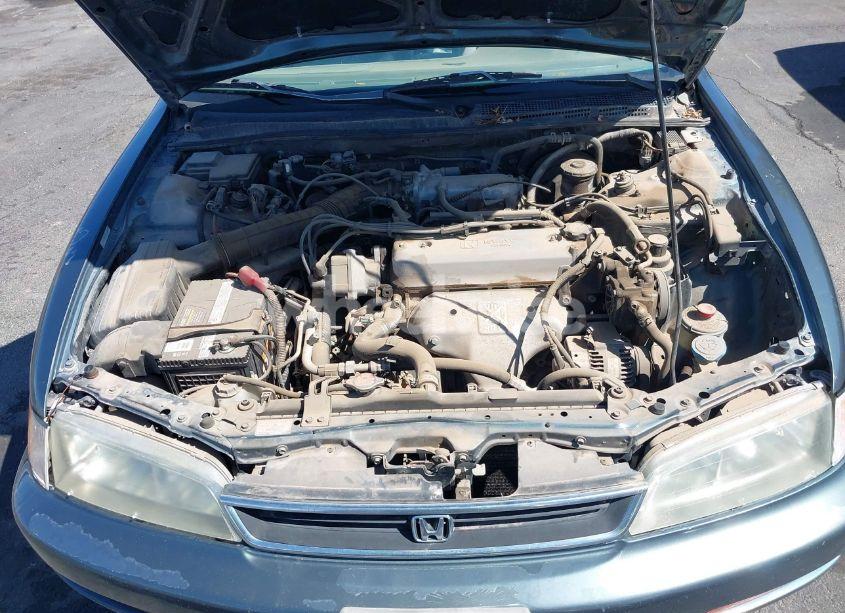 Photo 10 of 1997 Honda Accord VALUE (VIN 1HGCD5682VA171573)