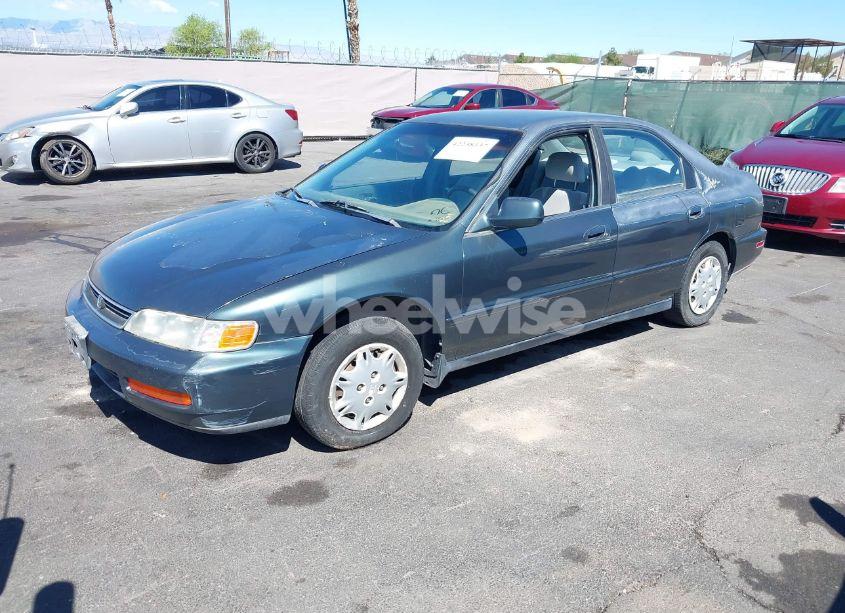 Photo 2 of 1997 Honda Accord VALUE (VIN 1HGCD5682VA171573)