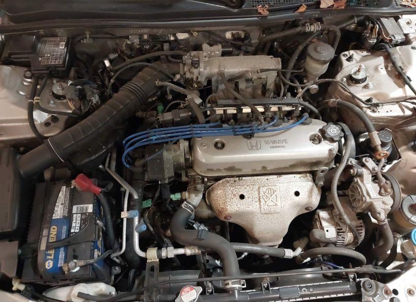 Photo 10 of 1996 Honda Accord VALUE (VIN 1HGCD5690TA250844)