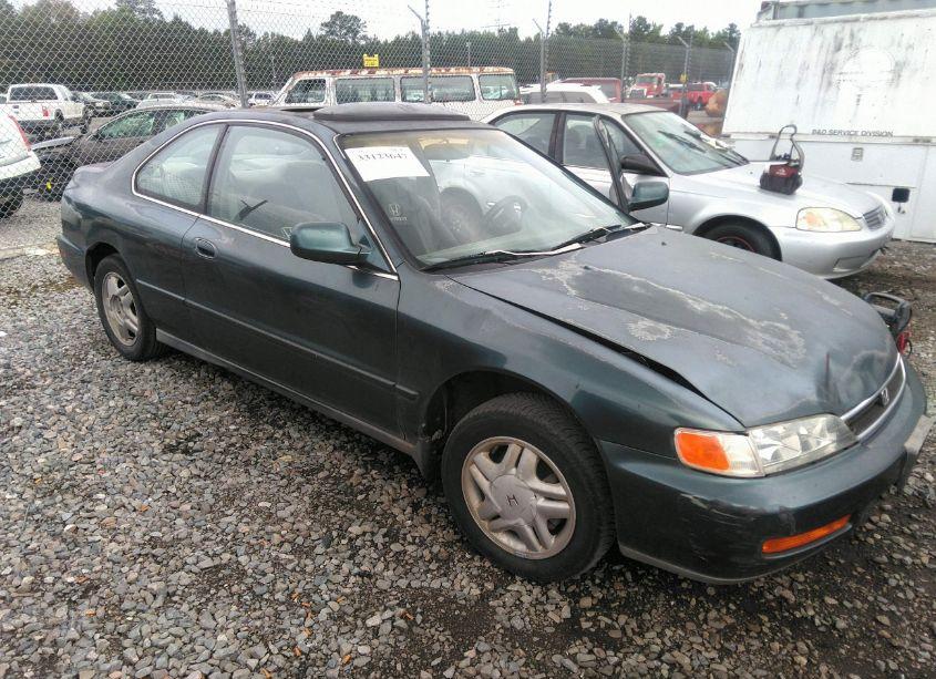 1997 Honda Accord CPE EX (VIN 1HGCD7150VA035645) main photo