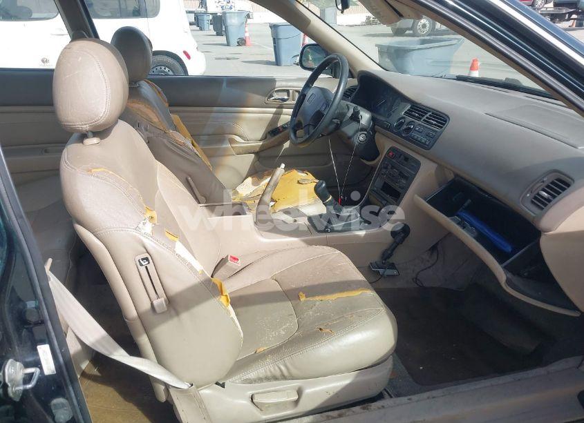 Photo 5 of 1997 Honda Accord EX (VIN 1HGCD7158VA014025)