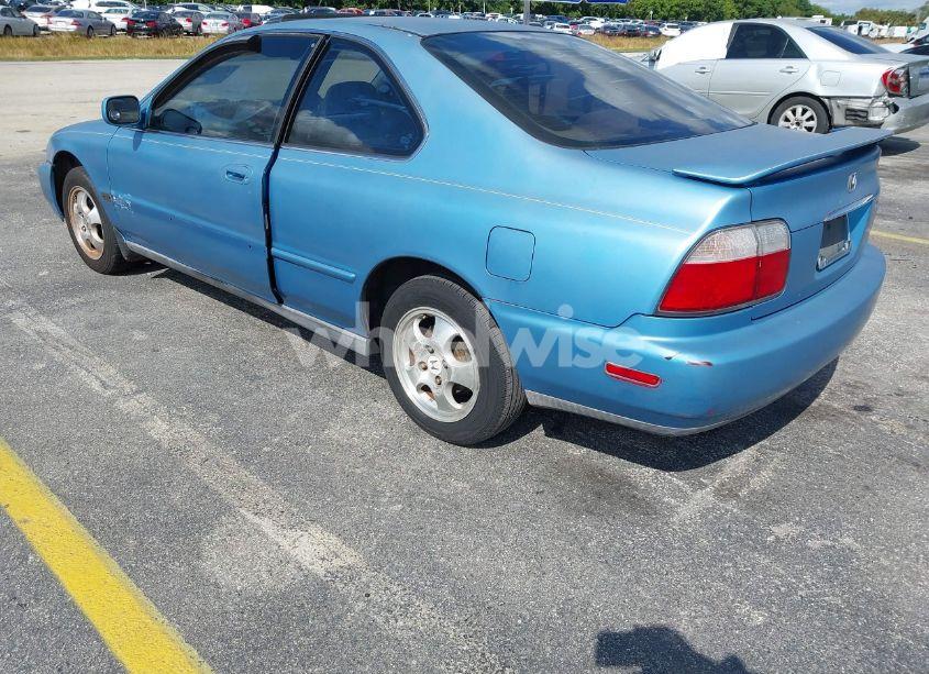 Photo 3 of 1997 Honda Accord SE (VIN 1HGCD7208VA024864)