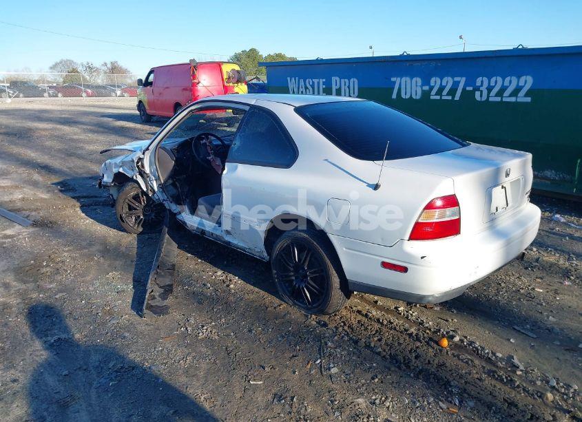 Photo 3 of 1994 Honda Accord DX (VIN 1HGCD7225RA013179)