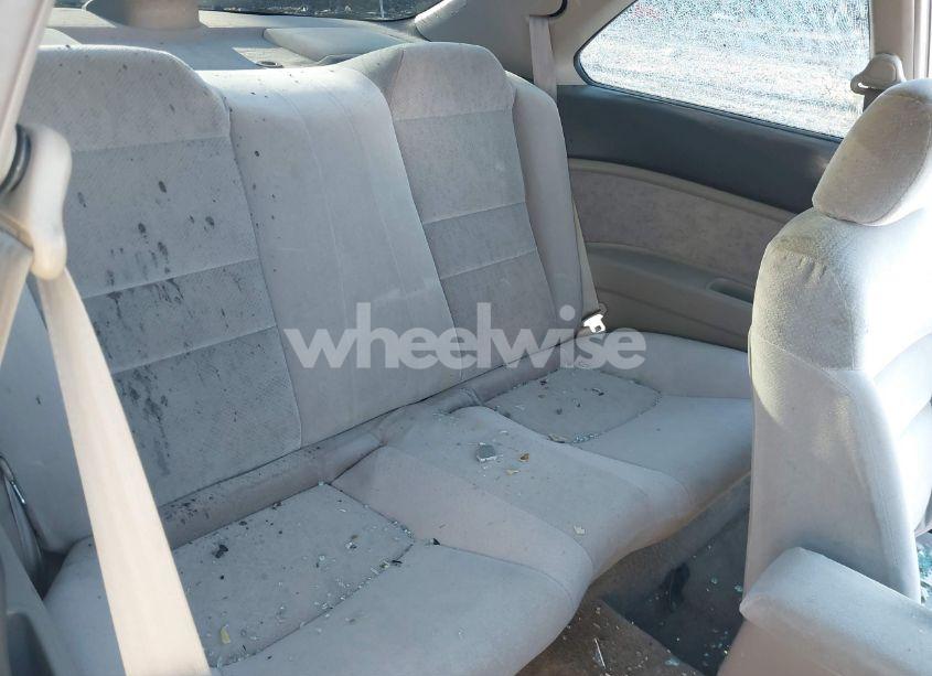 Photo 8 of 1994 Honda Accord DX (VIN 1HGCD7225RA013179)