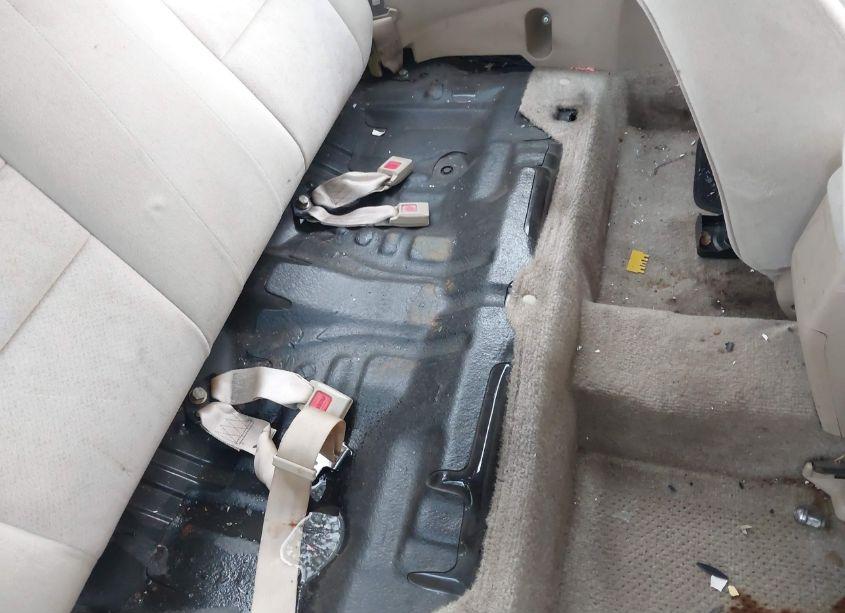 Photo 8 of 1994 Honda Accord DX (VIN 1HGCD7228RA011264)