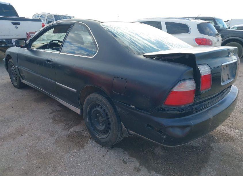 Photo 3 of 1996 Honda Accord LX (VIN 1HGCD7233TA024214)