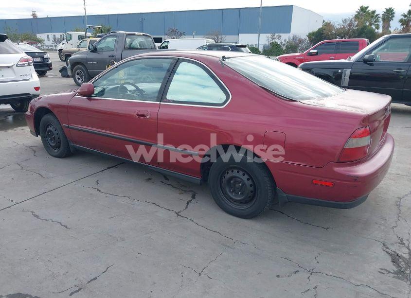 Photo 3 of 1994 Honda Accord LX (VIN 1HGCD7234RA009732)