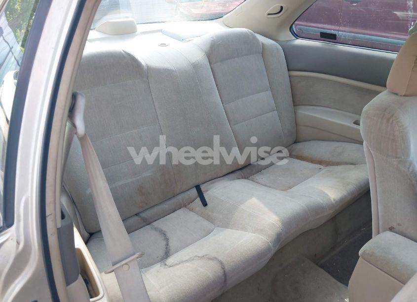 Photo 8 of 1995 Honda Accord LX (VIN 1HGCD7236SA029244)