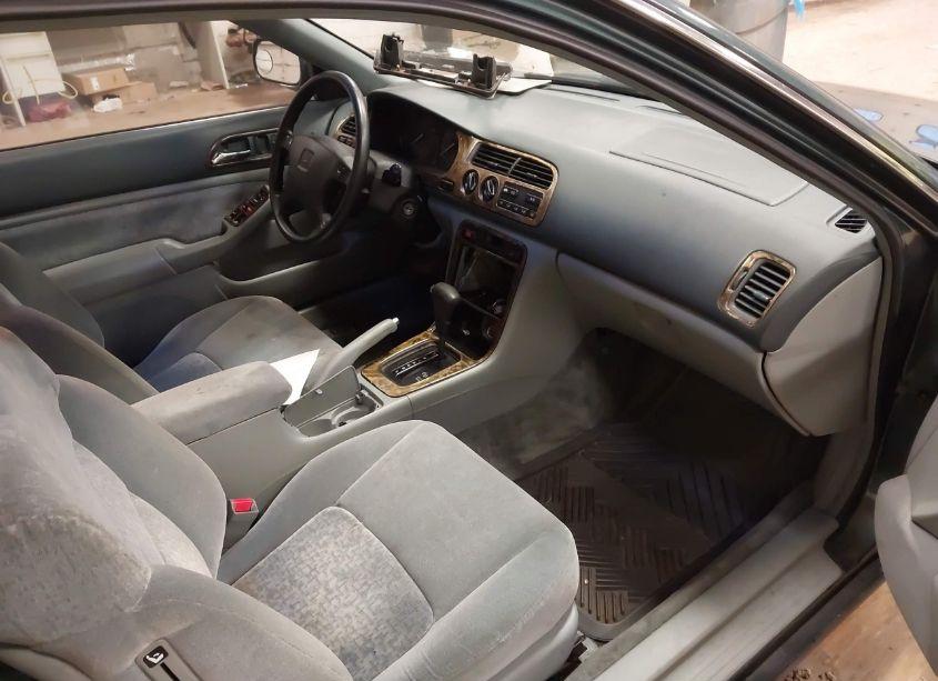 Photo 5 of 1997 Honda Accord EX (VIN 1HGCD7253VA018126)