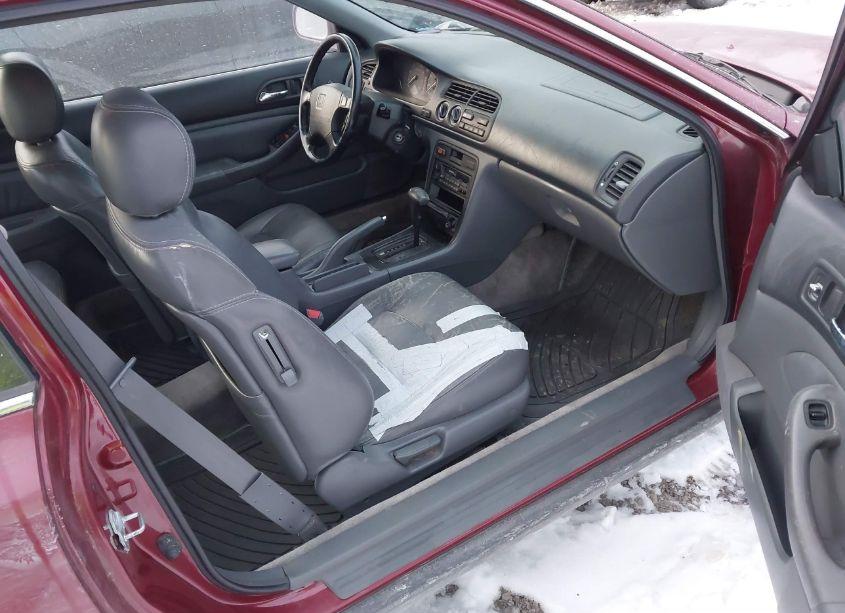 Photo 5 of 1994 Honda Accord EX (VIN 1HGCD7269RA060573)