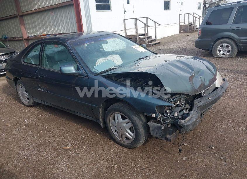 1997 Honda Accord EX (VIN 1HGCD726XVA025342) main photo