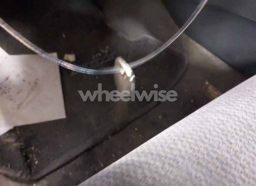 Photo 11 of 1997 Honda Accord LX (VIN 1HGCE1720VA005911)