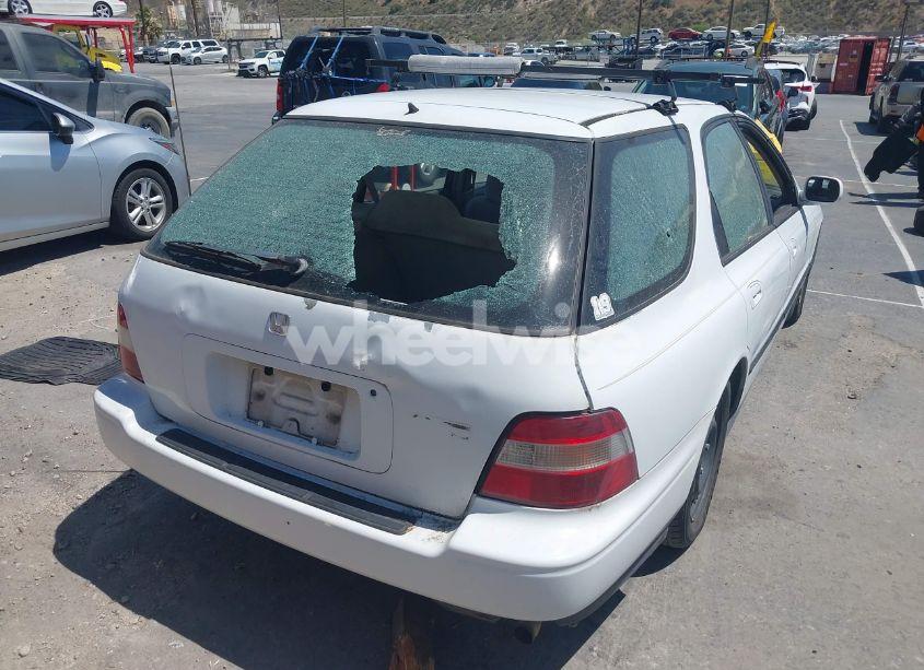 Photo 6 of 1994 Honda Accord LX/EX (VIN 1HGCE1823RA006801)