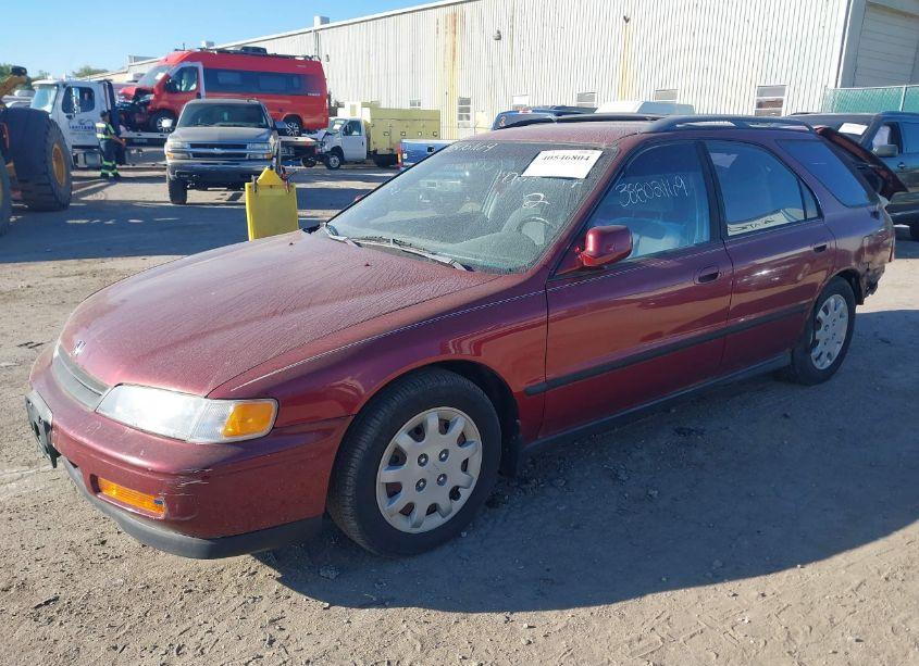 Photo 2 of 1995 Honda Accord LX (VIN 1HGCE1829SA005447)