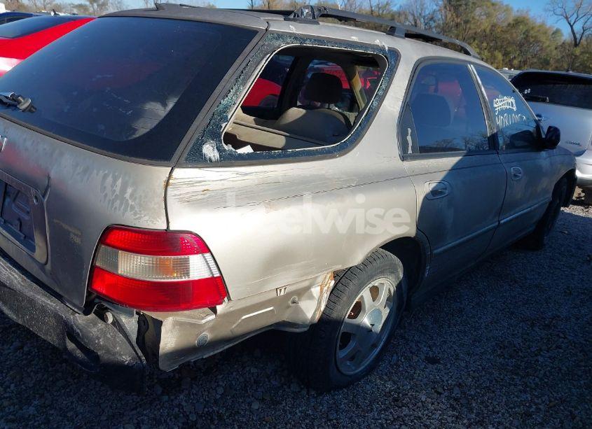 Photo 6 of 1994 Honda Accord EX (VIN 1HGCE1898RA012574)