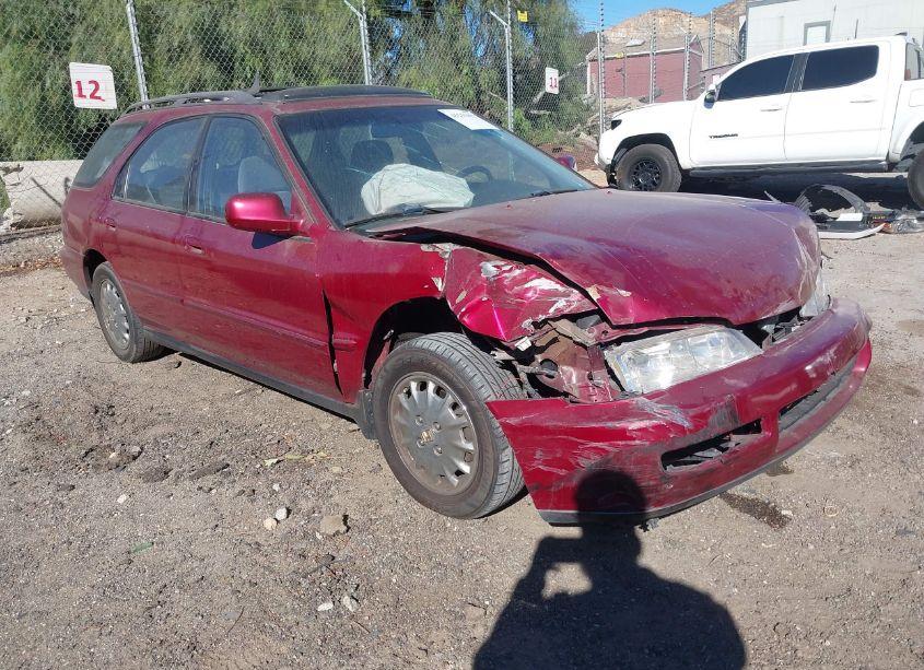 1996 Honda Accord EX (VIN 1HGCE1898TA002571) main photo