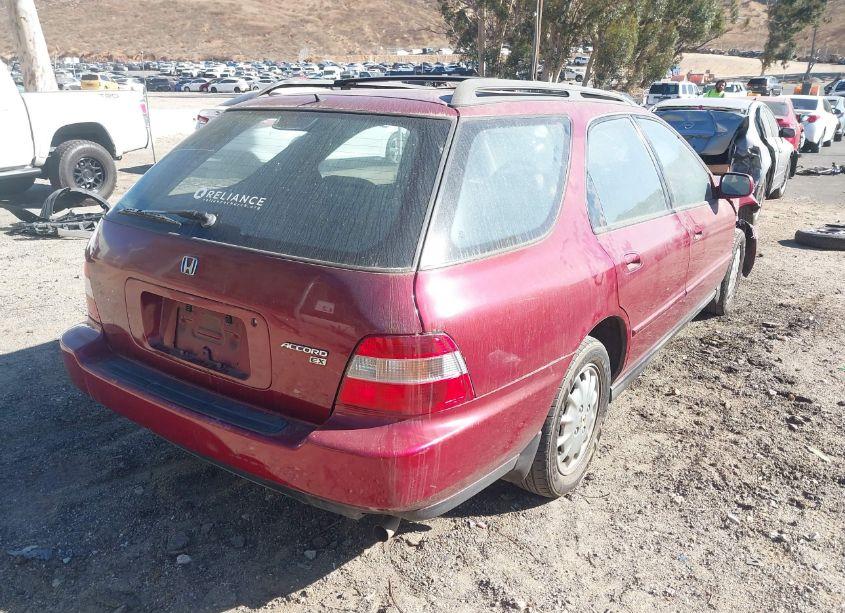 Photo 4 of 1996 Honda Accord EX (VIN 1HGCE1898TA002571)